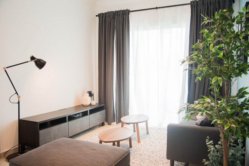 9-Living Area-min